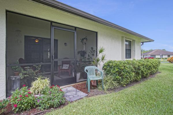 1621 Laurel Leaf Ln #A, Fort Pierce, Florida 34950, image 3