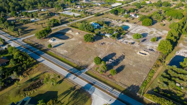 Wildwood, 19055 Green Grove Ct, Loxahatchee, Florida 33470, image 2