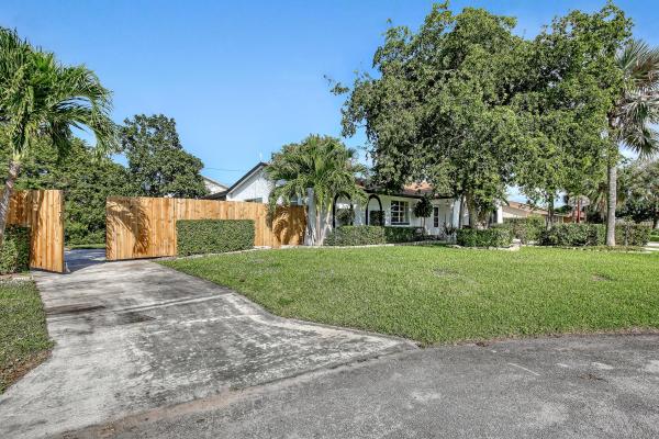 Hypoluxo Village, 3209 Tropical Trl, Lake Worth Beach, Florida 33462, image 1