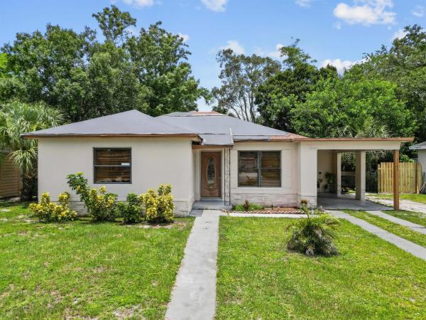 Pinewood, 1117 S 7th St, Fort Pierce, Florida 34950, image 1