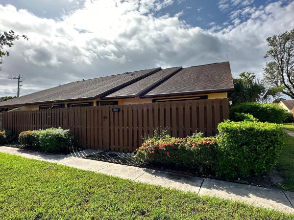Springdale, 381 Springdale Cir, Palm Springs, Florida 33461, image 1