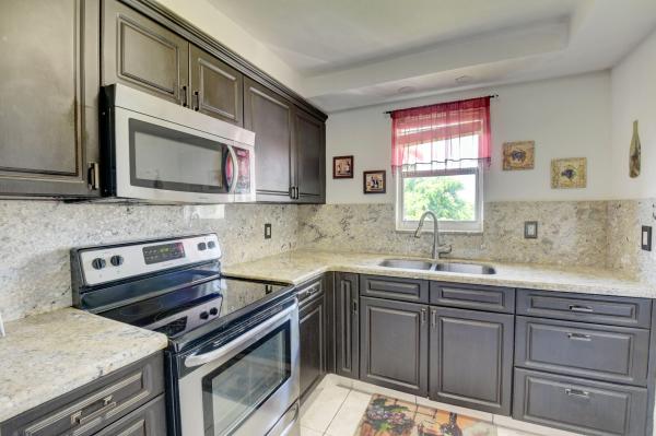Lakeside Village, 500 Davis Rd #42b, Palm Springs, Florida 33461, image 2