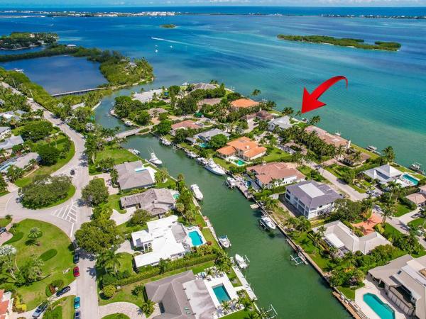 10 Island Rd, Florida 34996, image 1