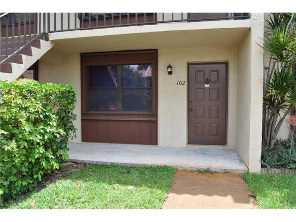 Forest Hill Villas Garden, 5939 Forest Hill Blvd #102, West Palm Beach, Florida 33415, image 1