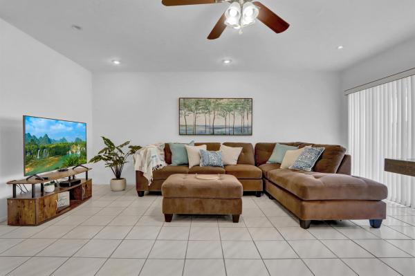 Greenway Village North, 7 Greenway #205, Royal Palm Beach, Florida 33411, image 1