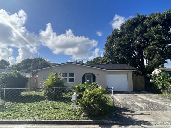 Acrehome Park, 1581 W 34th St, Riviera Beach, Florida 33404, image 1