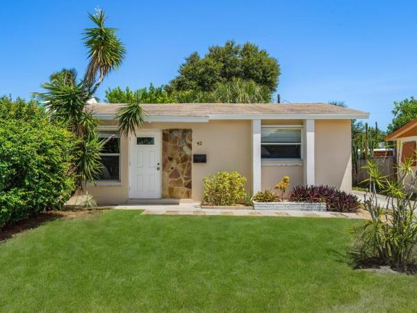 Fisherman's Village, 42 Robalo Ct, North Palm Beach, Florida 33408, image 1