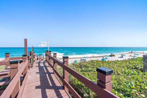 Martinique, 4000 N Ocean Dr #803, Riviera Beach, Florida 33404, image 1
