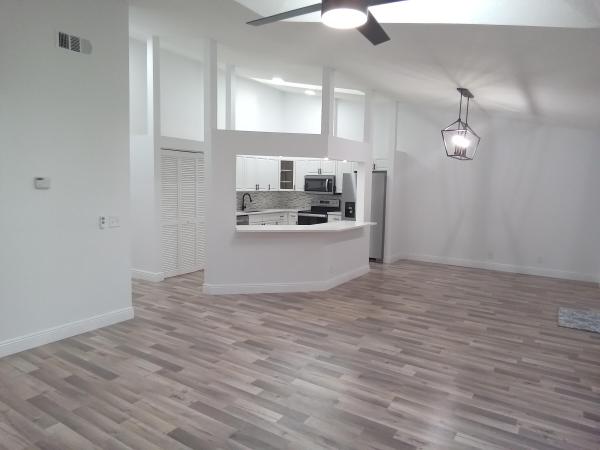 Townhomes Of Glengary, 702 Lochwick Ter, Palm Beach Gardens, Florida 33418, image 1