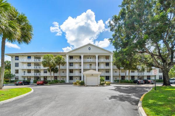 Whitehall 2 Of Pine Island Ridge, 1707 Whitehall Dr #105, Davie, Florida 33324, image 1