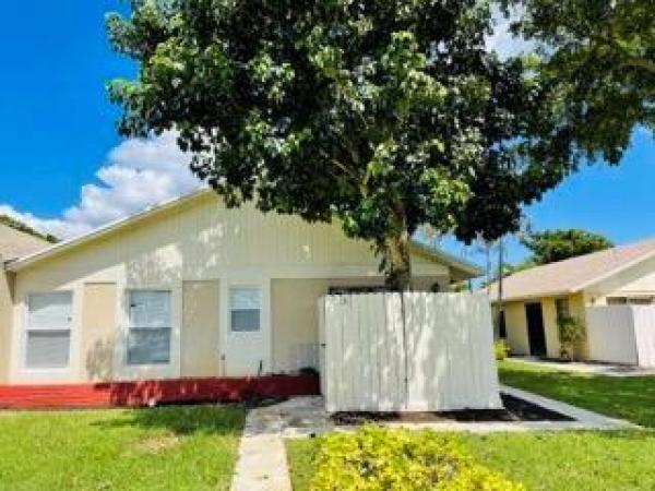 Seaway Patio Villas, 213 SE 1st Cir #17b, Boynton Beach, Florida 33435, image 1