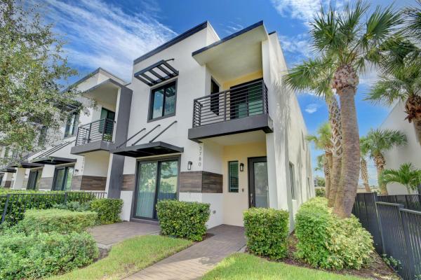 Townhomes At Conniston, 3780 Lambert Ave, West Palm Beach, Florida 33405, image 1