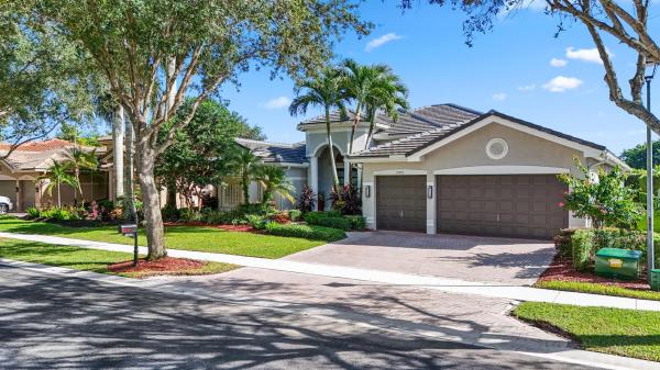 Saturnia, 19552 Saturnia Lakes Dr, Boca Raton, Florida 33498, image 1