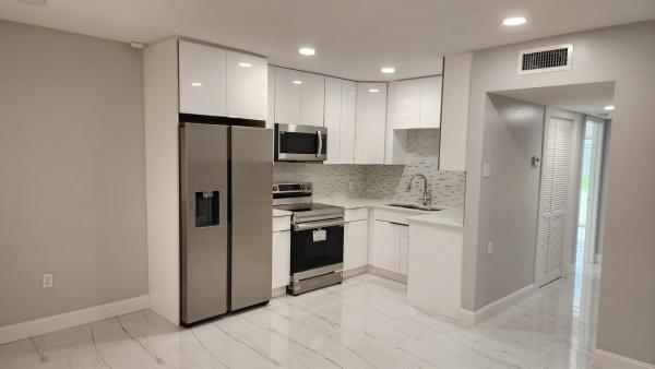 Mariner 1, 2878 Donnelly Dr #109, Lake Worth Beach, Florida 33462, image 1