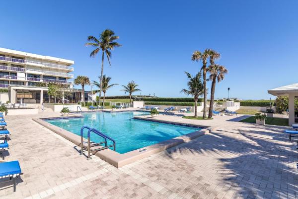 Dorchester Of Palm Beach, 3250 S Ocean Blvd, Palm Beach, Florida 33480, image 2