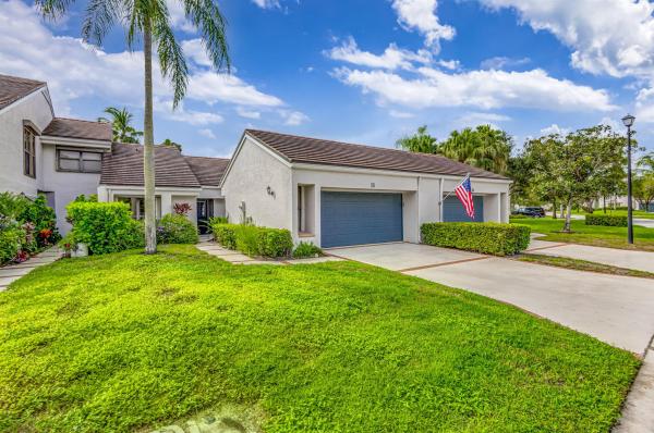 Townhomes Of Marlwood, 25 Edinburgh Dr, Palm Beach Gardens, Florida 33418, image 1