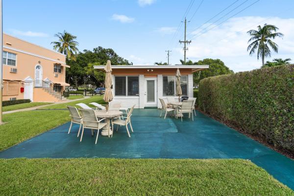 Gulfstream, 31 S Golfview Rd #13, Lake Worth Beach, Florida 33460, image 1
