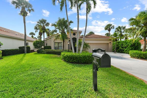 Lantern Bay At Jonathan's Landing, 3491 Lantern Bay Dr, Jupiter, Florida 33477, image 1