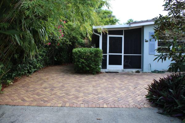 Palm Beach Shore Acres, 16 Tropical Dr, Ocean Ridge, Florida 33435, image 3