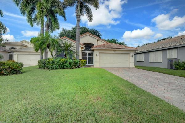 Royal Lakes, 5976 Royal Club Dr, Boynton Beach, Florida 33437, image 1