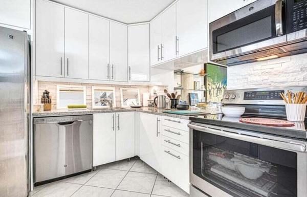 Lake Clarke Gardens, 2669 S Garden Dr S #410, Lake Worth, Florida 33461, image 3