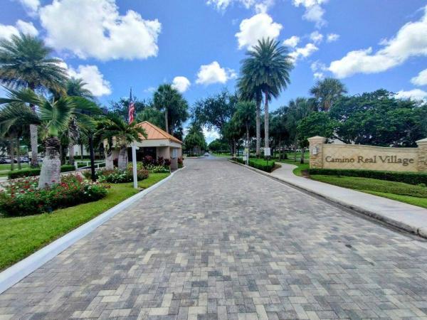Camino Real Village, 5850 Camino Del Sol #404, Boca Raton, Florida 33433, image 1