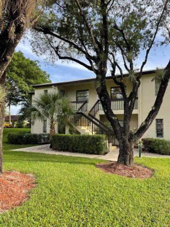 Fairways Of Boca Lago, 8435 Casa Del Lago #B, Boca Raton, Florida 33433, image 1