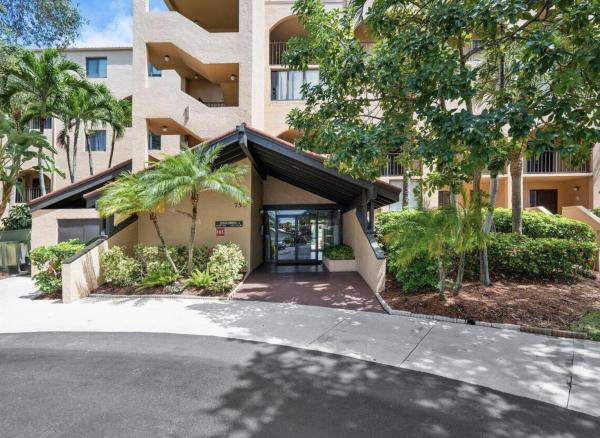 Lavers Delray Racquet Club, 755 Dotterel Rd #1506, Delray Beach, Florida 33444, image 1