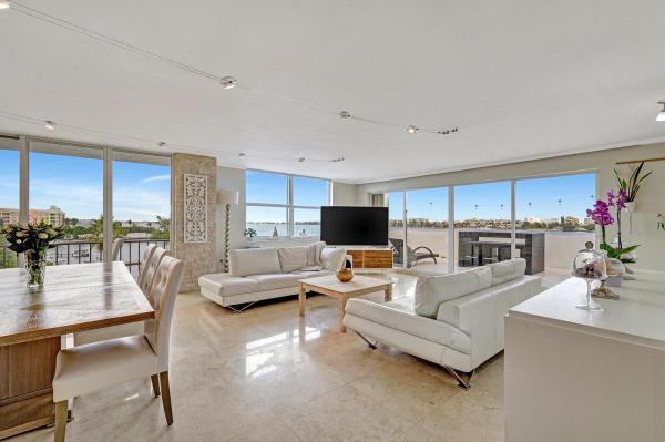 Croton Harbor, 301 Croton Ave #Ph 504, Lantana, Florida 33462, image 1
