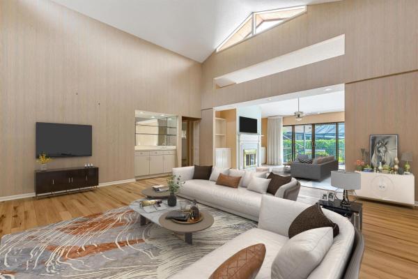 Villas Of Pine Tree, 4890 Pine Tree Dr, Boynton Beach, Florida 33436, image 1