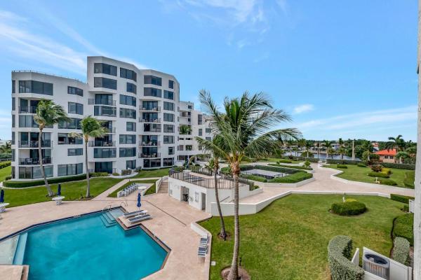 Townhouses Of Highland Beach, 2565 S Ocean Blvd #210N, Highland Beach, Florida 33487, image 2