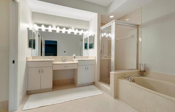 Crystal Pointe At Coral Lakes, 12438 Crystal Pointe Dr #202, Boynton Beach, Florida 33437, image 1
