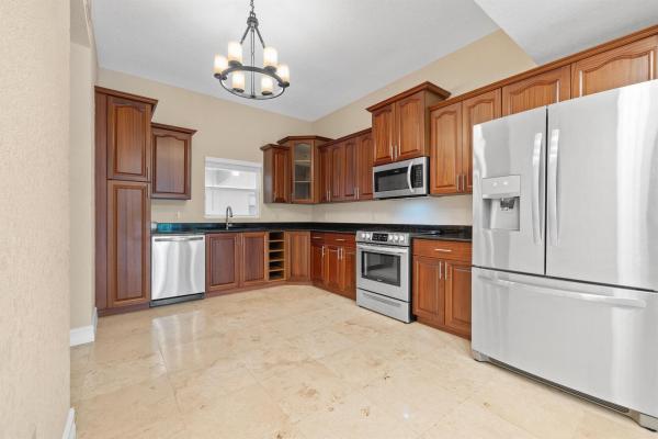 Park Place, 1640 Presidential Way #303, West Palm Beach, Florida 33401, image 1
