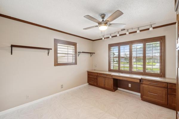 Palm Beach Leisureville, 2183 SW Congress Blvd, Boynton Beach, Florida 33426, image 1