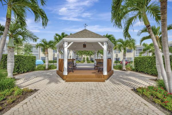 Cypress Club, 180 Cypress Club Dr #831, Pompano Beach, Florida 33060, image 2