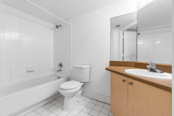 Emerald Isle At Laguna Lakes, 4241 San Marino Blvd #108, West Palm Beach, Florida 33409, image 1