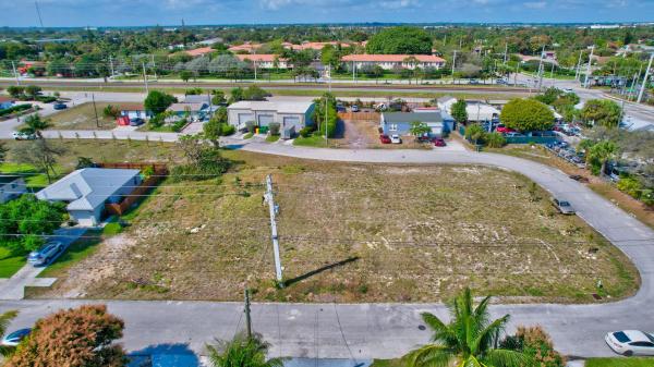 Silver Terrace Delray, 1026 Miami Blvd, Delray Beach, Florida 33483, image 2