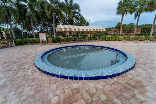 Heritage Village Of Palm Beach Lakes, 7127 71st Way, West Palm Beach, Florida 33407, image 1