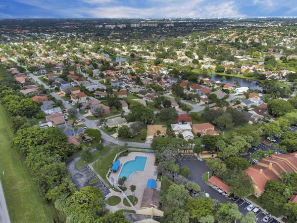 Coquina Lakes, 209 NW 47th Ave, Deerfield Beach, Florida 33442, image 1