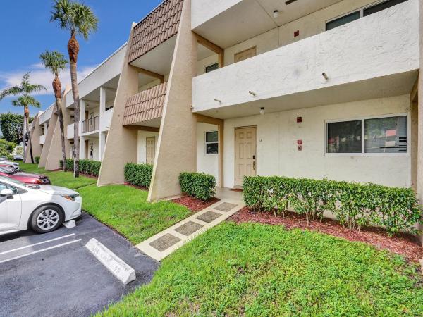 Lago Del Rey, 2700 Fiore Way #1140, Delray Beach, Florida 33445, image 1