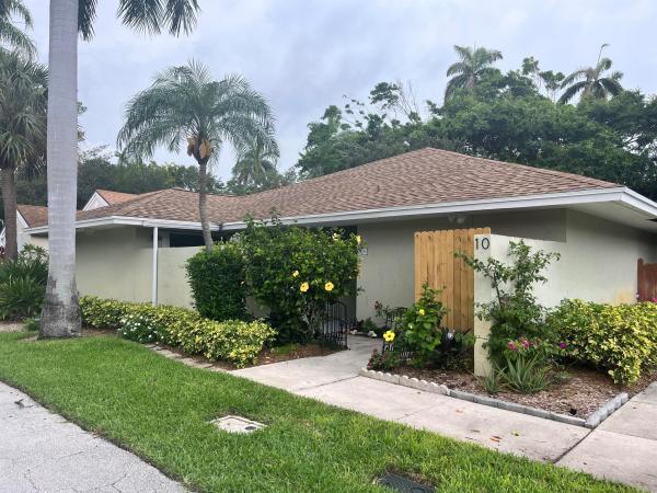 Lakeshore Colony Villas, 10 S Lakeshore Dr, Hypoluxo, Florida 33462, image 1