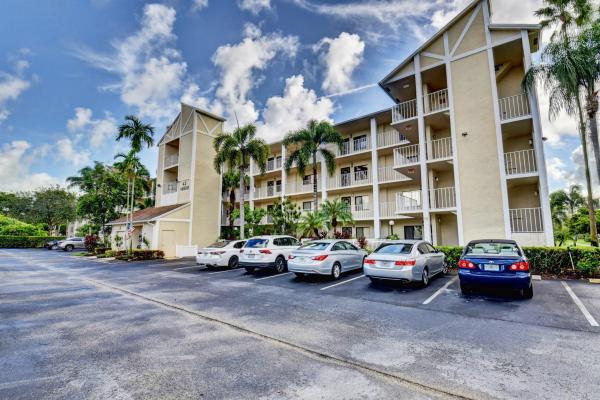 Huntington Lakes 5, 14500 Stirling Way #204, Delray Beach, Florida 33446, image 1