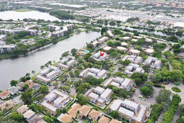 The Provinces Of Pierpointe At Pembroke Lakes, 11612 NW 11th St, Pembroke Pines, Florida 33026, image 1