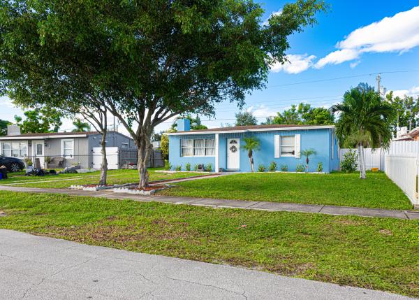 Golfview Heights, 513 Beech Rd, West Palm Beach, Florida 33409, image 1