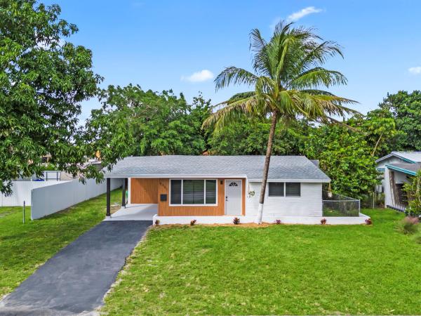 Fleetwood Manor, 6451 Roosevelt St, Hollywood, Florida 33024, image 1