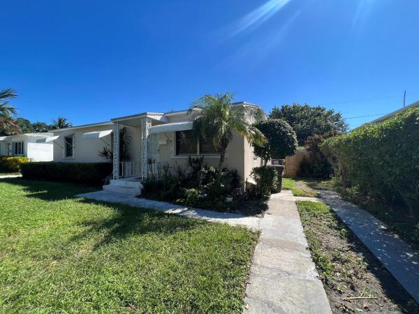 Willfred Park, 830 El Vedado, West Palm Beach, Florida 33405, image 1