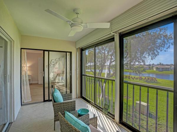 Huntington Lakes 3, 14476 Amberly Ln #205, Delray Beach, Florida 33446, image 2