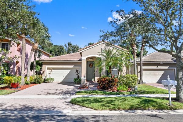 Hypoluxo Haverhill, 5201 Sancerre Cir, Lake Worth Beach, Florida 33463, image 1