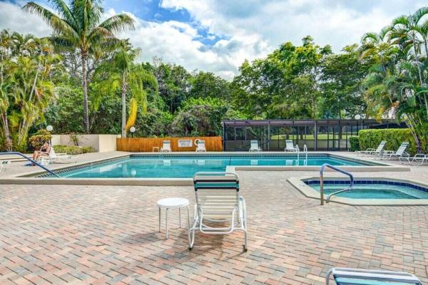 The Vistas Of Boca Lago, 21386 Juego Cir, Boca Raton, Florida 33433, image 1