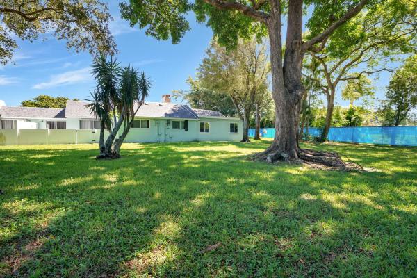 Greenhouse Of Boca, 9258 SW 5th St #A, Boca Raton, Florida 33428, image 3